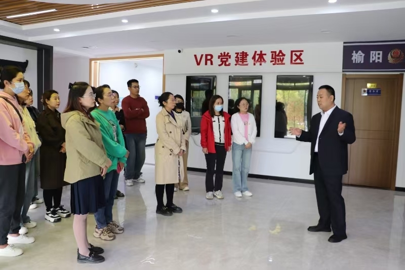 公民代表走进航宇路街道